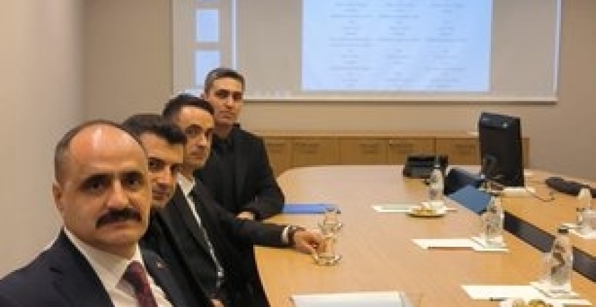 Beştepe Külliyesinde Eski Uzman Çavuşların Memuriyete Geçiş konusunda sunum